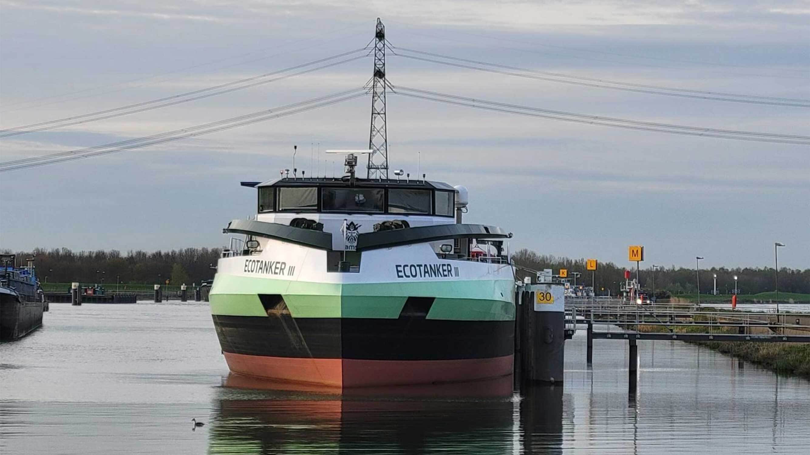 ecotanker iii, lng barge, lng vessel ams barging